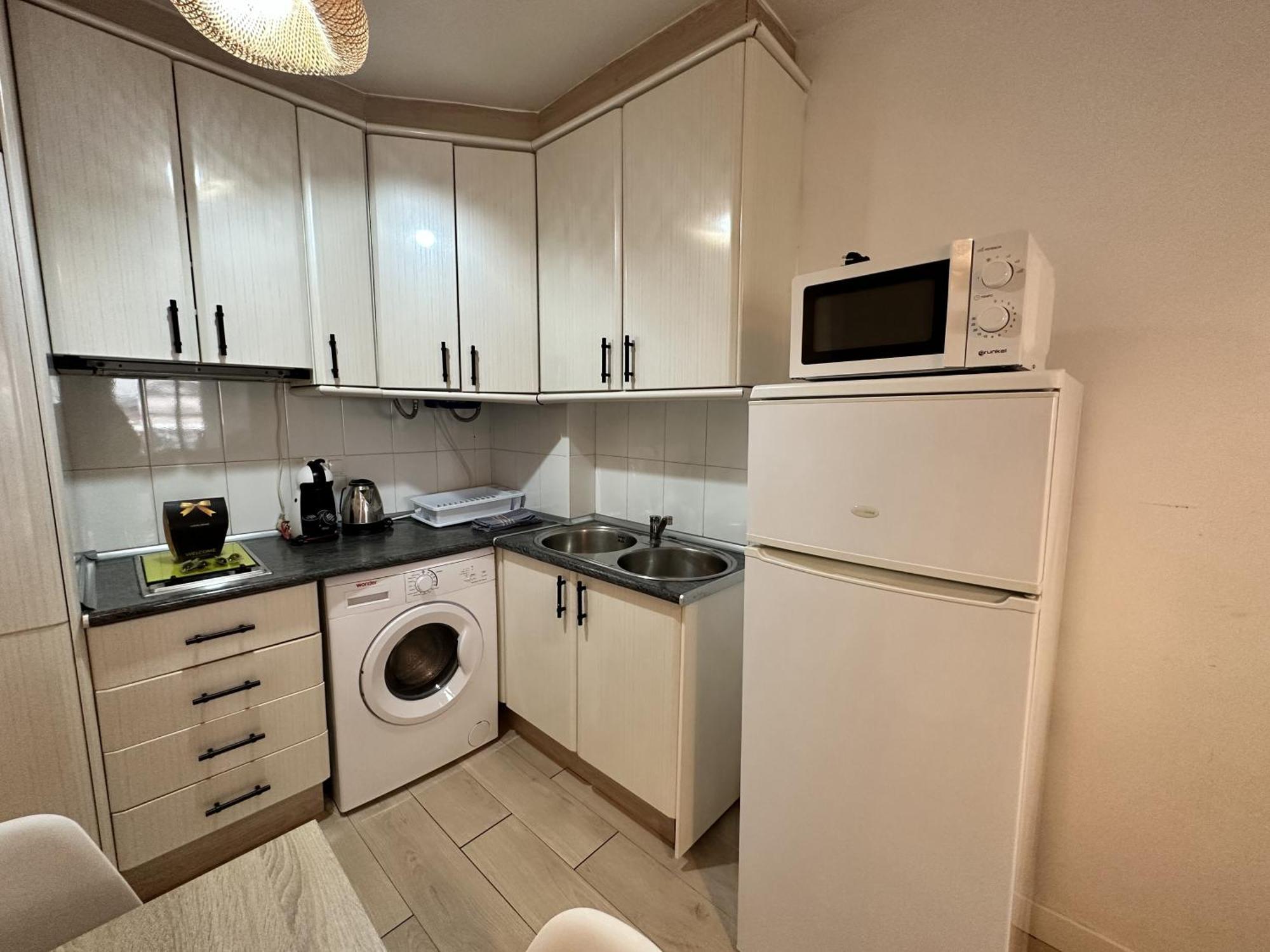 Ver1 - Terraza - 1 Dorm - Wifi - Centro A 100 Metros - Playa A 600 Metros ตอร์เรโมลิโนส ภายนอก รูปภาพ
